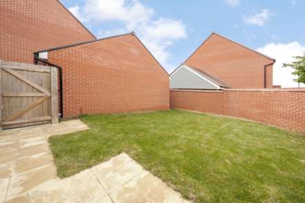 Zander Grove, Biddenham, Image 15