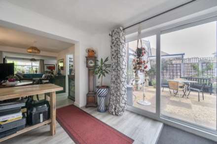 Cotswold Close, Putnoe, Image 5