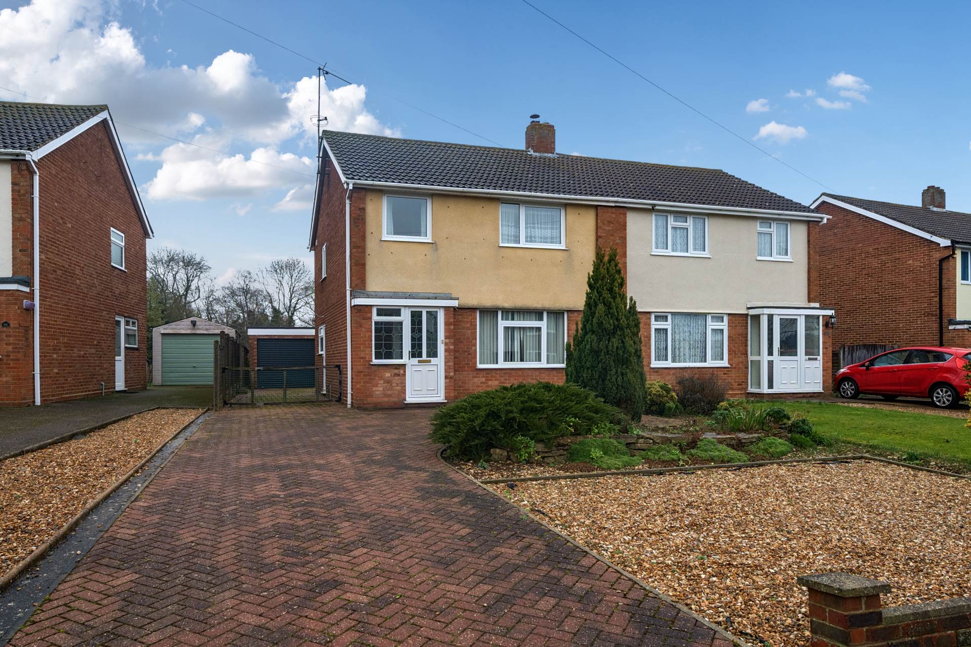 Molivers Lane, Bromham, Image 1