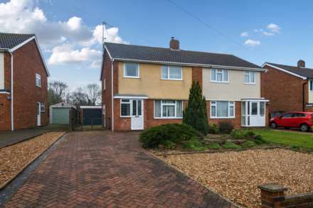 3 Bedroom Semi-Detached, Molivers Lane, Bromham