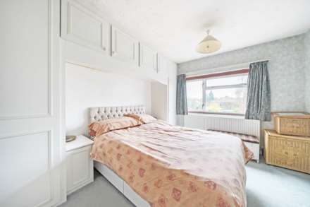 Chiltern Avenue, Putnoe, Image 12