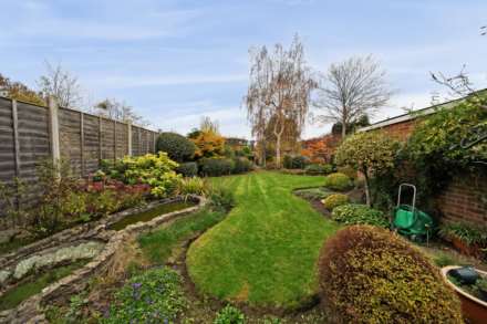 Chiltern Avenue, Putnoe, Image 17