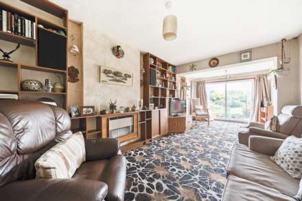 Chiltern Avenue, Putnoe, Image 2