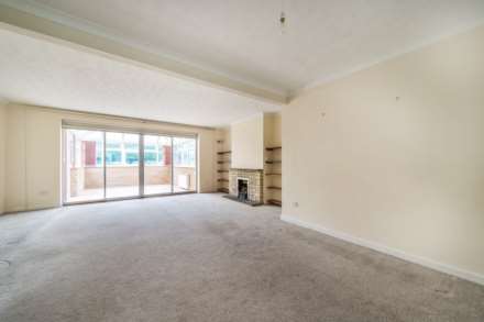 The Bury, Pavenham, Image 9