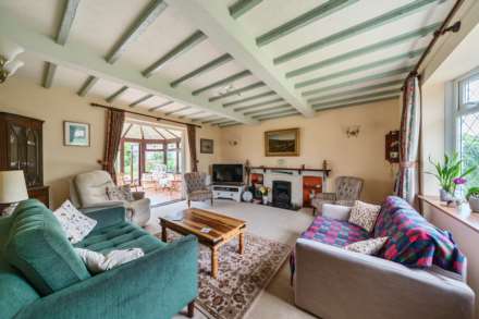 Village Road, Bromham, Image 2