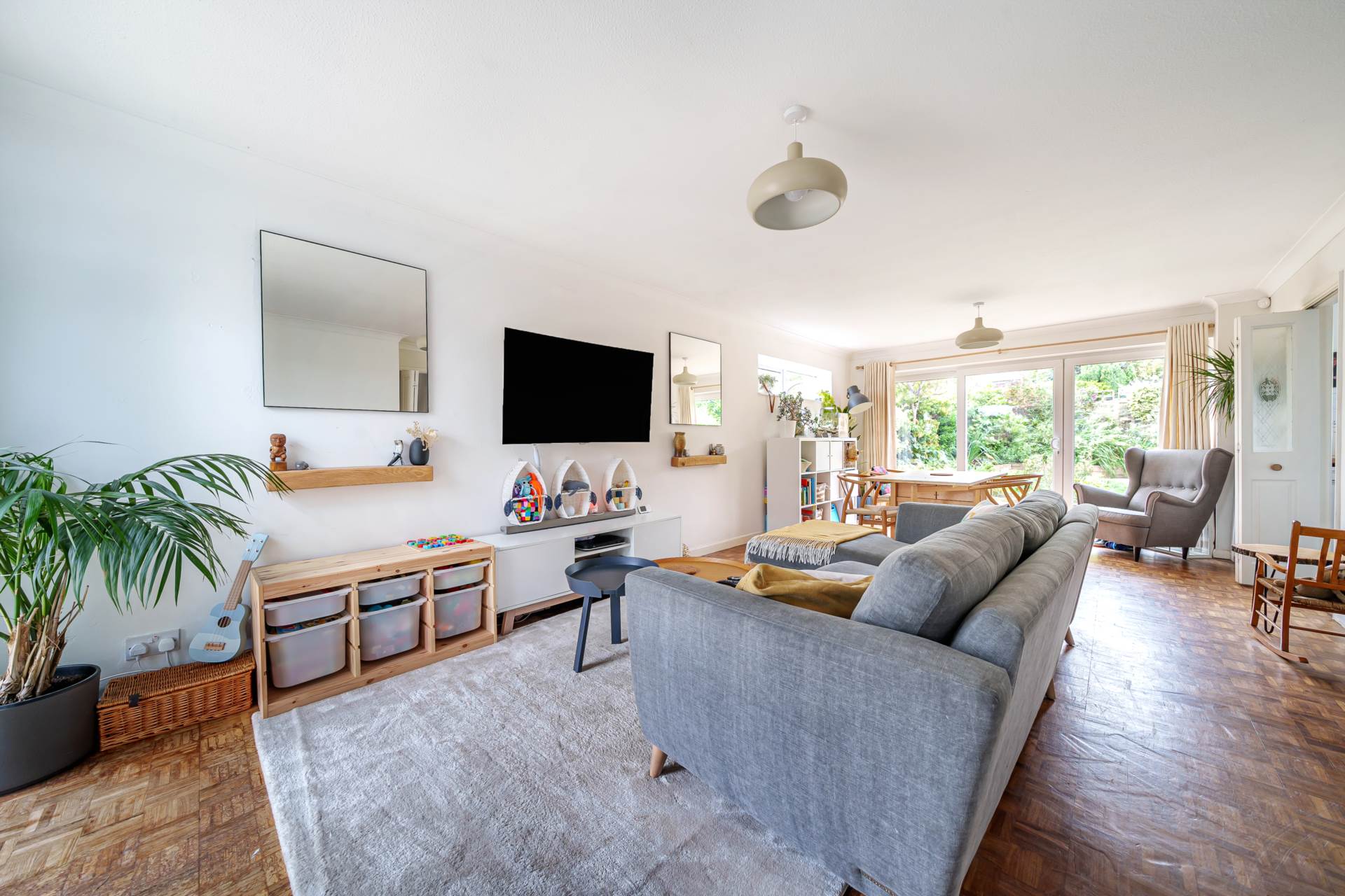 Cotman Close, Bedford, Image 2