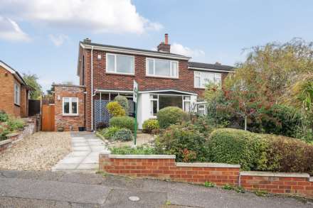 3 Bedroom Semi-Detached, Trevor Drive, Bromham