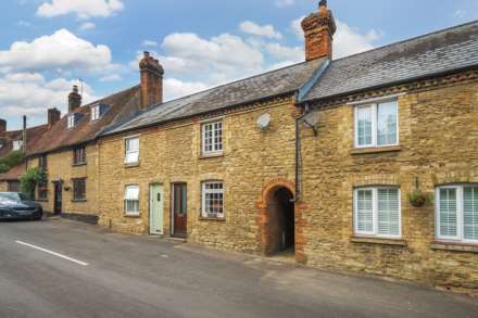 Church Road, Stevington, Image 13