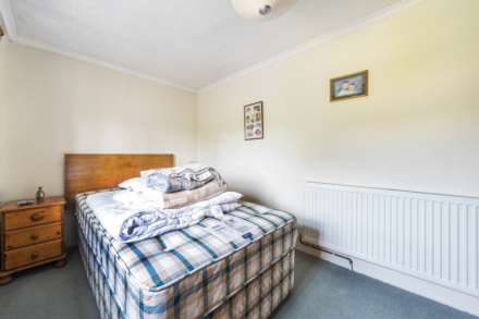 Church Road, Stevington, Image 8