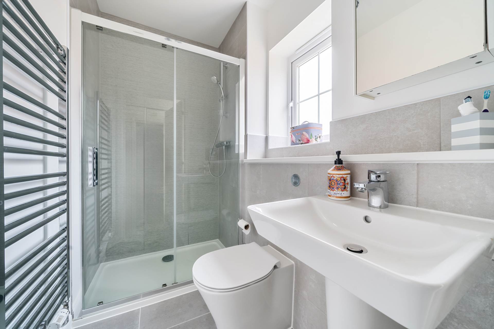 Dragonfly Crescent, Biddenham, Image 18