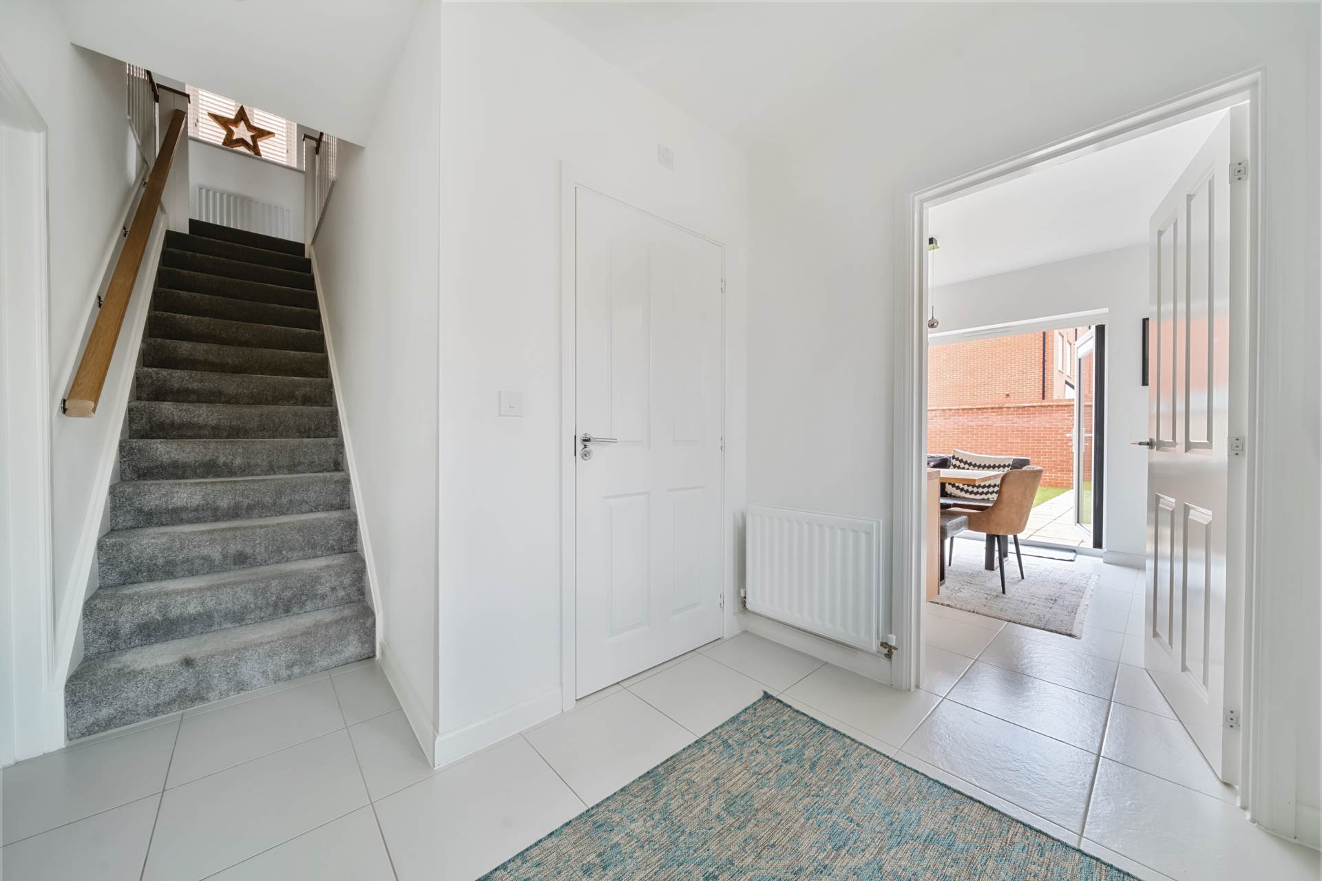 Dragonfly Crescent, Biddenham, Image 7