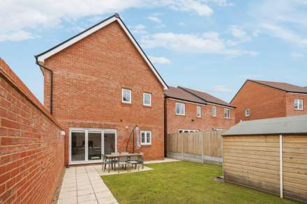 Dragonfly Crescent, Biddenham, Image 20