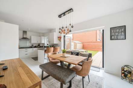 Dragonfly Crescent, Biddenham, Image 3