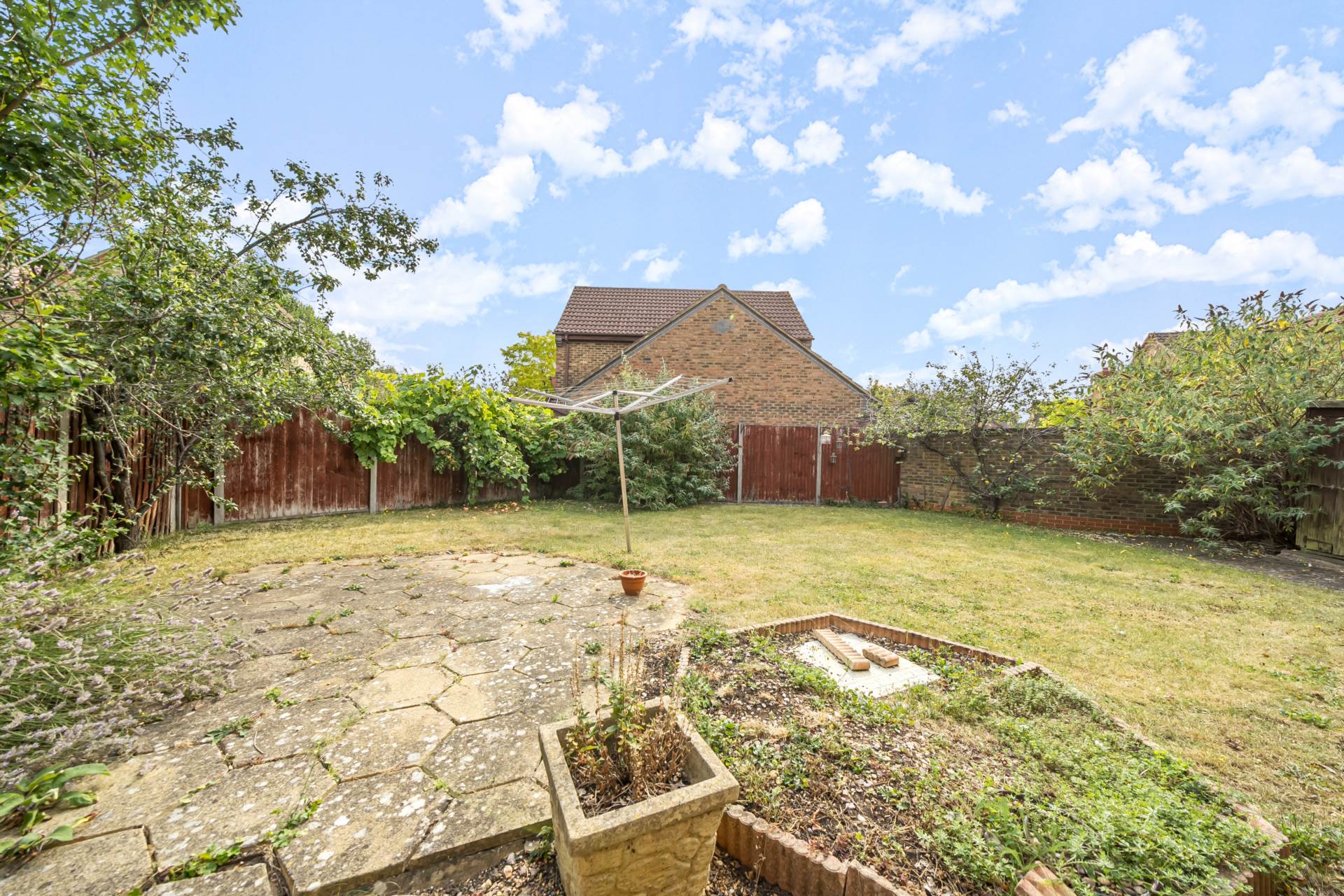 Gardener Place, Biddenham, Image 3