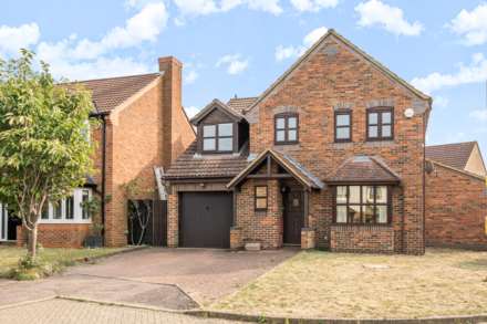 Gardener Place, Biddenham, Image 1