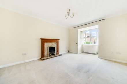 Gardener Place, Biddenham, Image 6