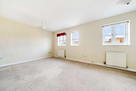 Gardener Place, Biddenham, Image 8