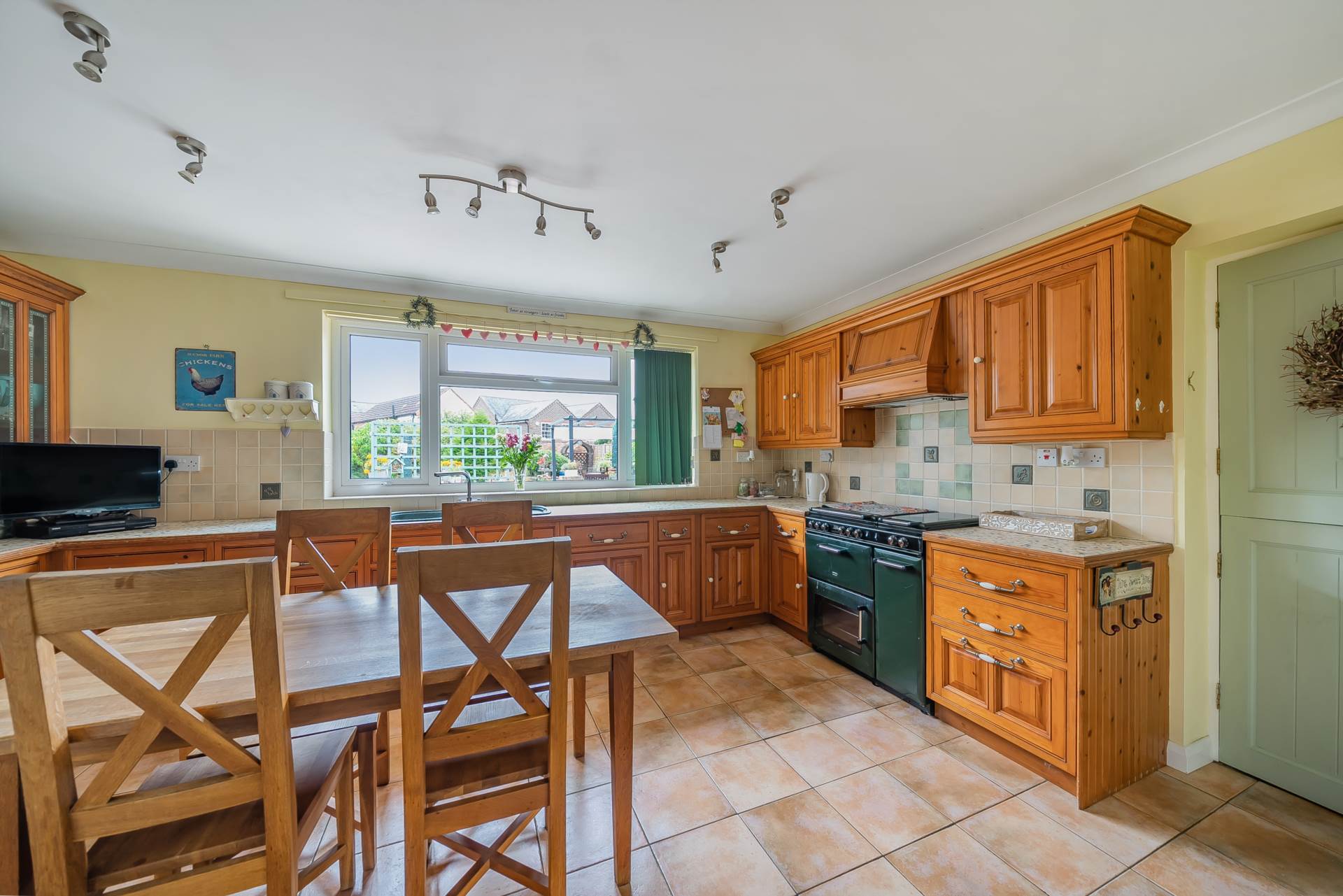 Mansion Lane, Harrold, Image 15