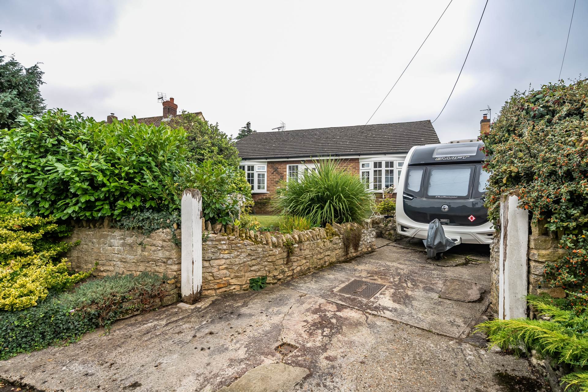 Mansion Lane, Harrold, Image 21