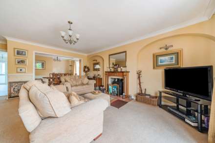 Mansion Lane, Harrold, Image 14