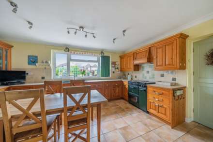 Mansion Lane, Harrold, Image 15