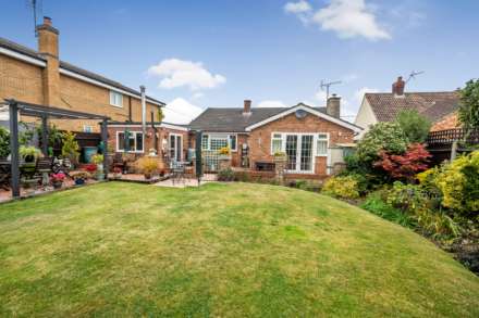 Mansion Lane, Harrold, Image 17