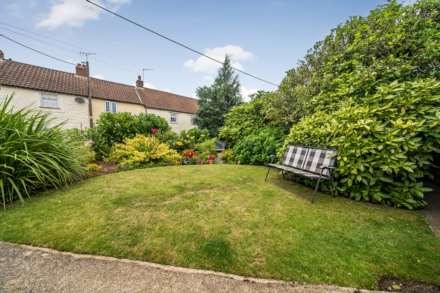 Mansion Lane, Harrold, Image 19