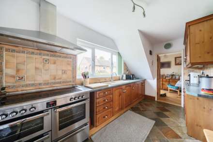 Loring Road, Sharnbrook, Image 6