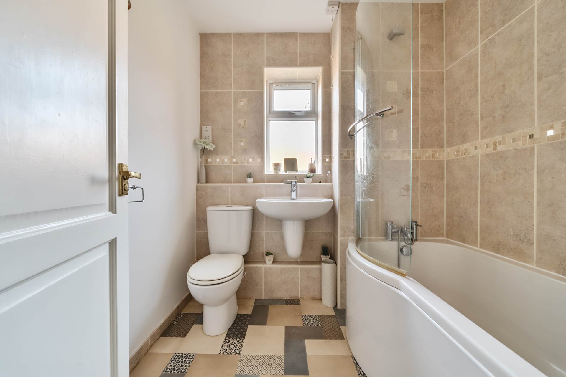Deep Spinney, Biddenham, Image 15