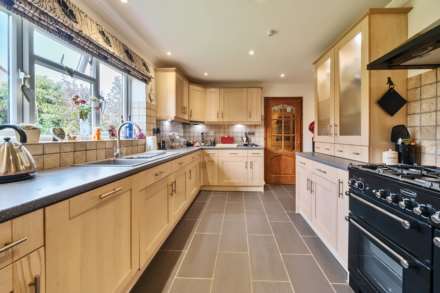Deep Spinney, Biddenham, Image 5