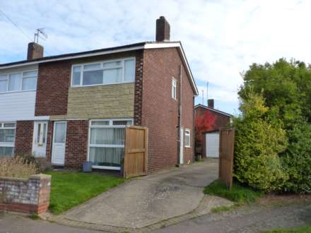 3 Bedroom Semi-Detached, Bents Close, Clapham