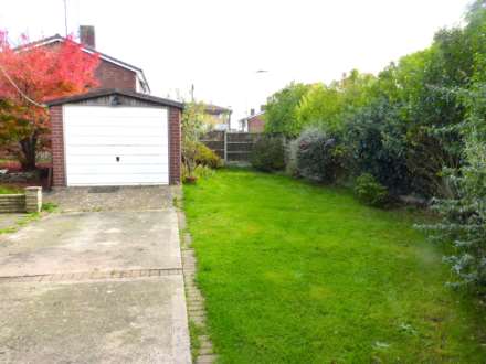 Bents Close, Clapham, Image 12