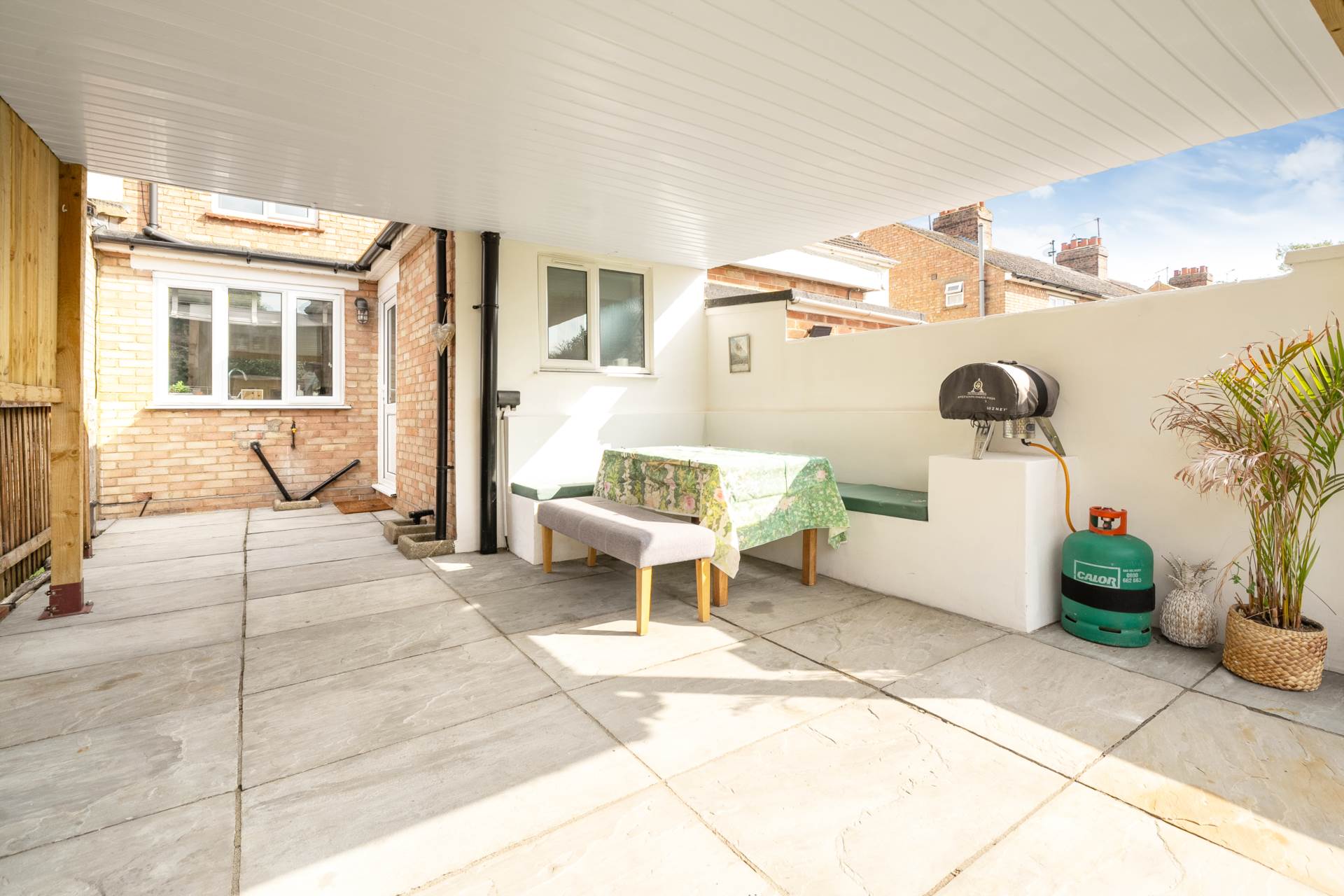 Baileys Villas, Pavenham Road, Felmersham, Image 7