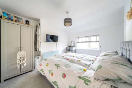 Baileys Villas, Pavenham Road, Felmersham, Image 5