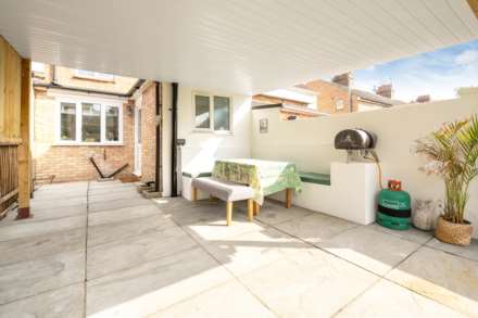 Baileys Villas, Pavenham Road, Felmersham, Image 7