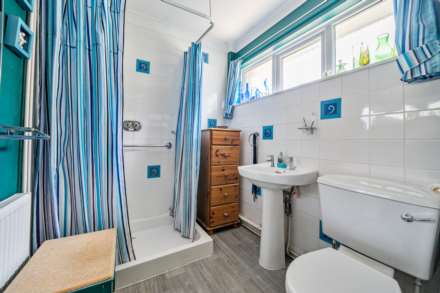 Church End, Biddenham, Image 14