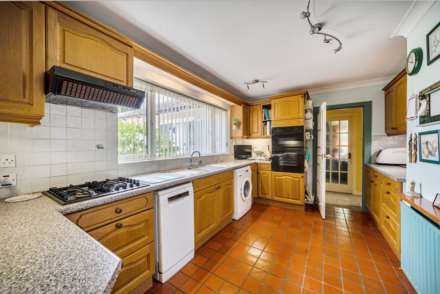 Church End, Biddenham, Image 6