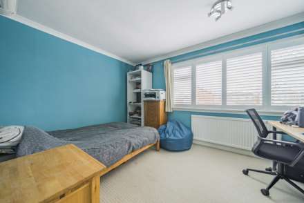 Lincroft, Oakley, Image 13