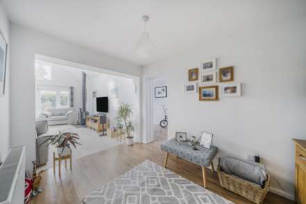 Burridges Close, Stevington, Image 11