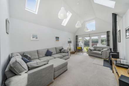 Burridges Close, Stevington, Image 12