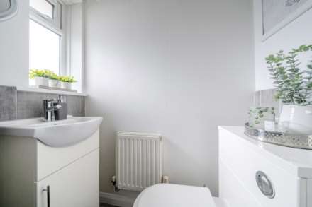 Fox Close, Clapham, Image 12