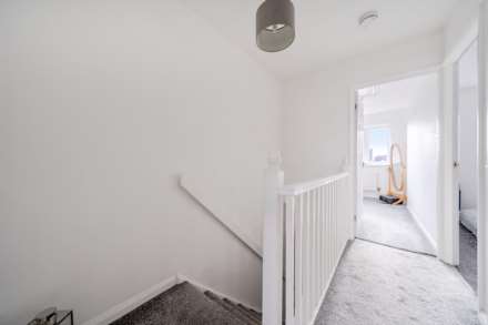 Fox Close, Clapham, Image 7