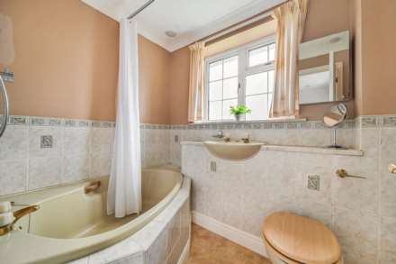 Vyne Close, Kempston, Image 14