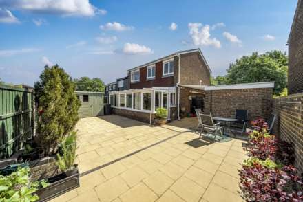 Belvoir Walk, Putnoe, Image 15