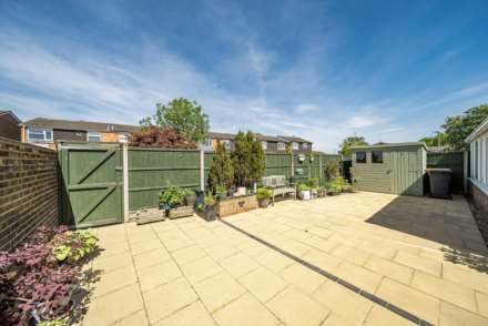Belvoir Walk, Putnoe, Image 16