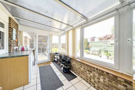Belvoir Walk, Putnoe, Image 7
