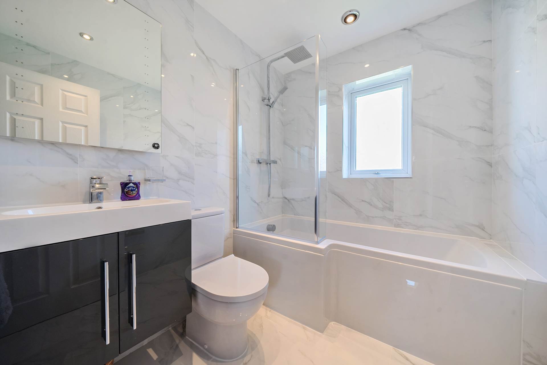 Deep Spinney, Biddenham, Image 13