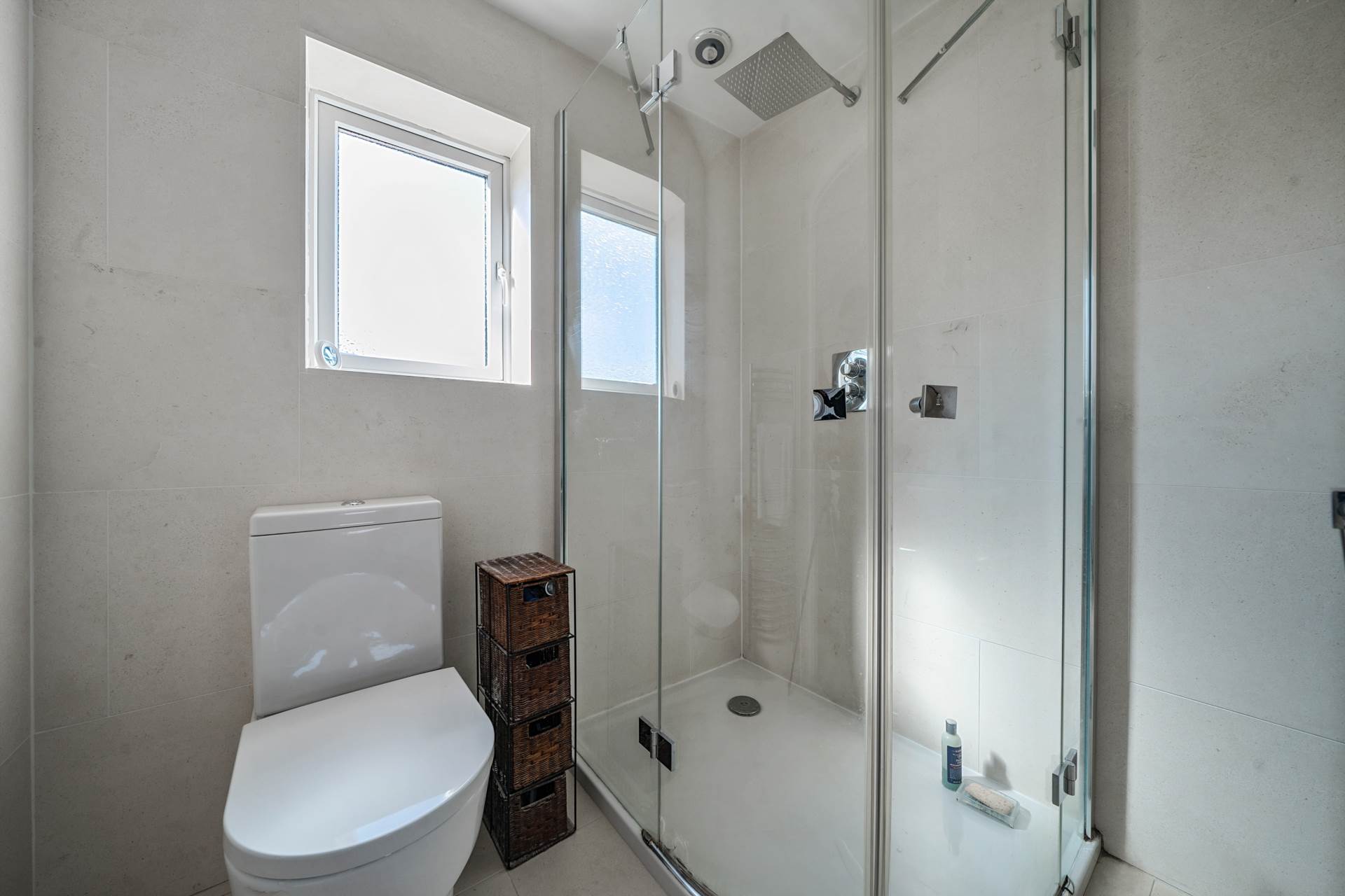 Deep Spinney, Biddenham, Image 14