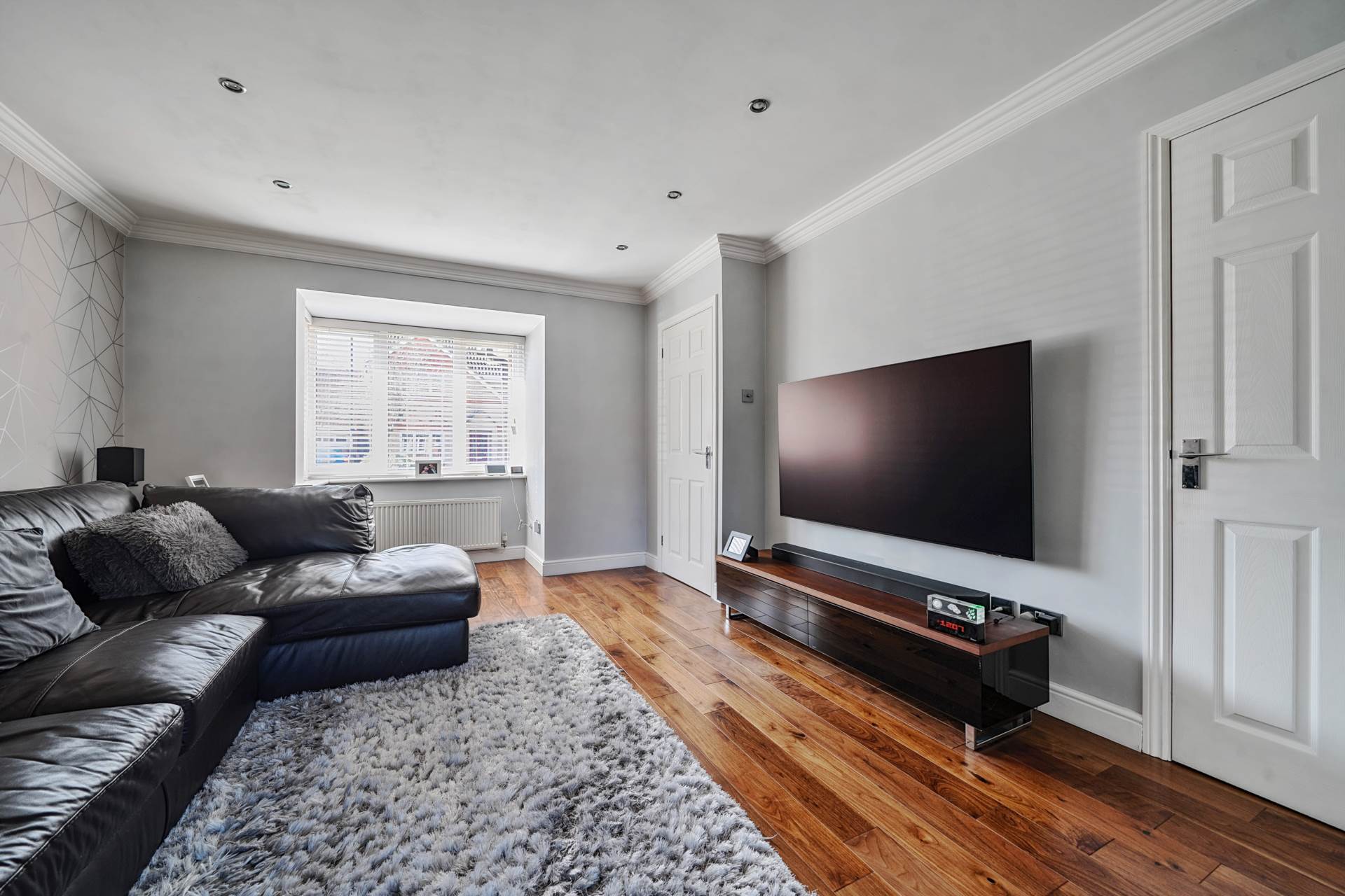 Deep Spinney, Biddenham, Image 2