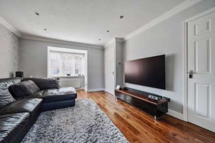 Deep Spinney, Biddenham, Image 2